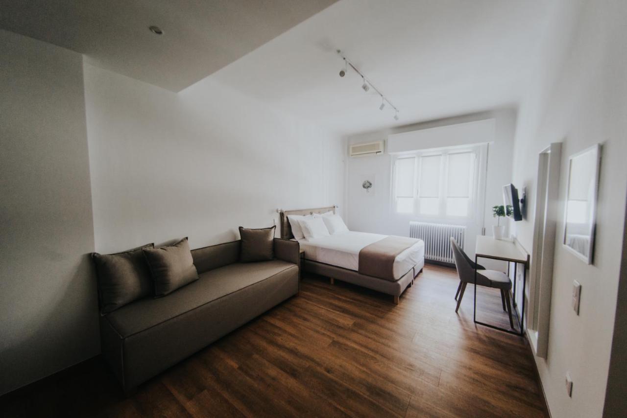 Voulis Attico Rooms & Apartments Atenas Exterior foto